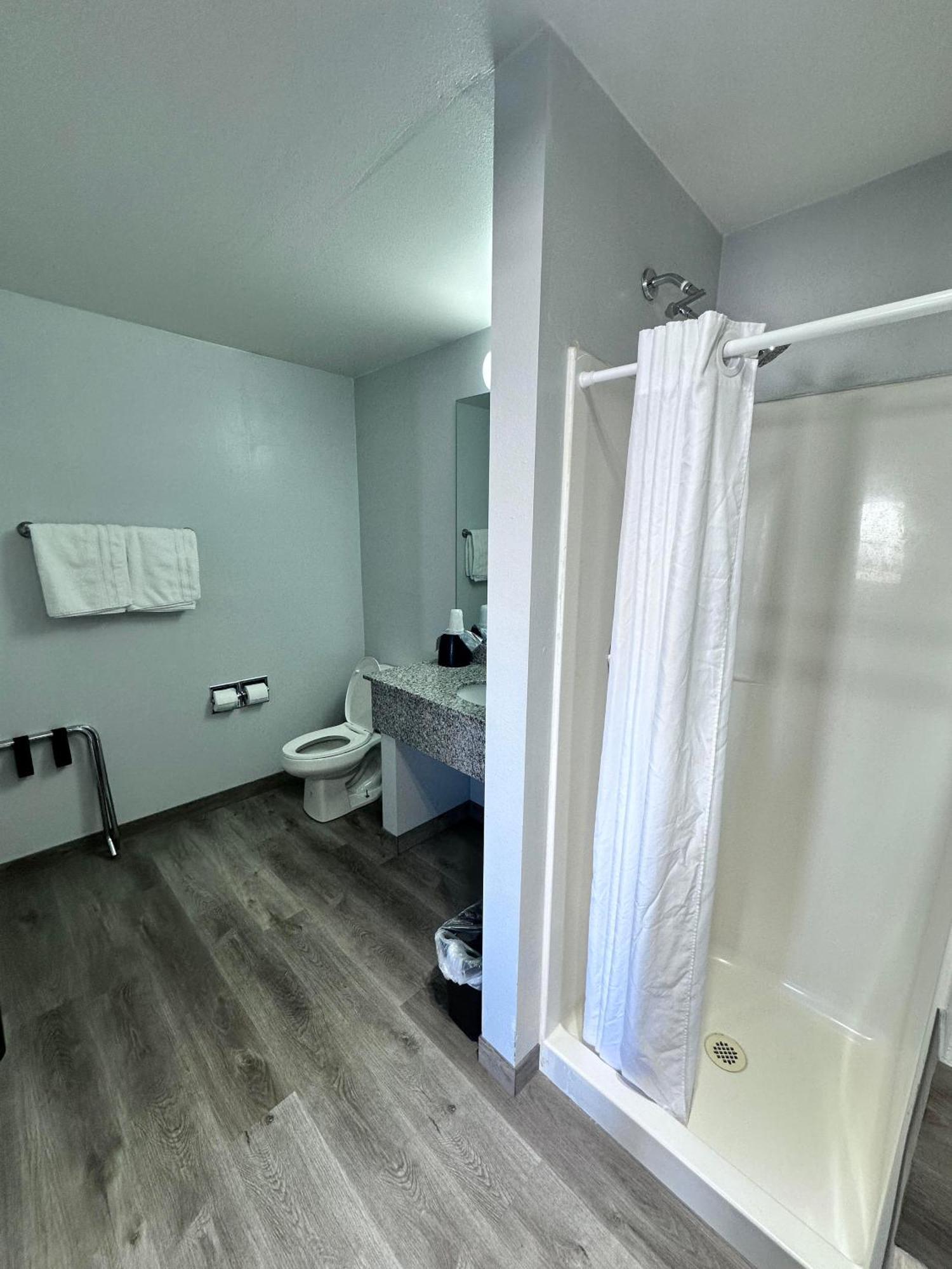 The Beaverhead Lodge Диллон Экстерьер фото