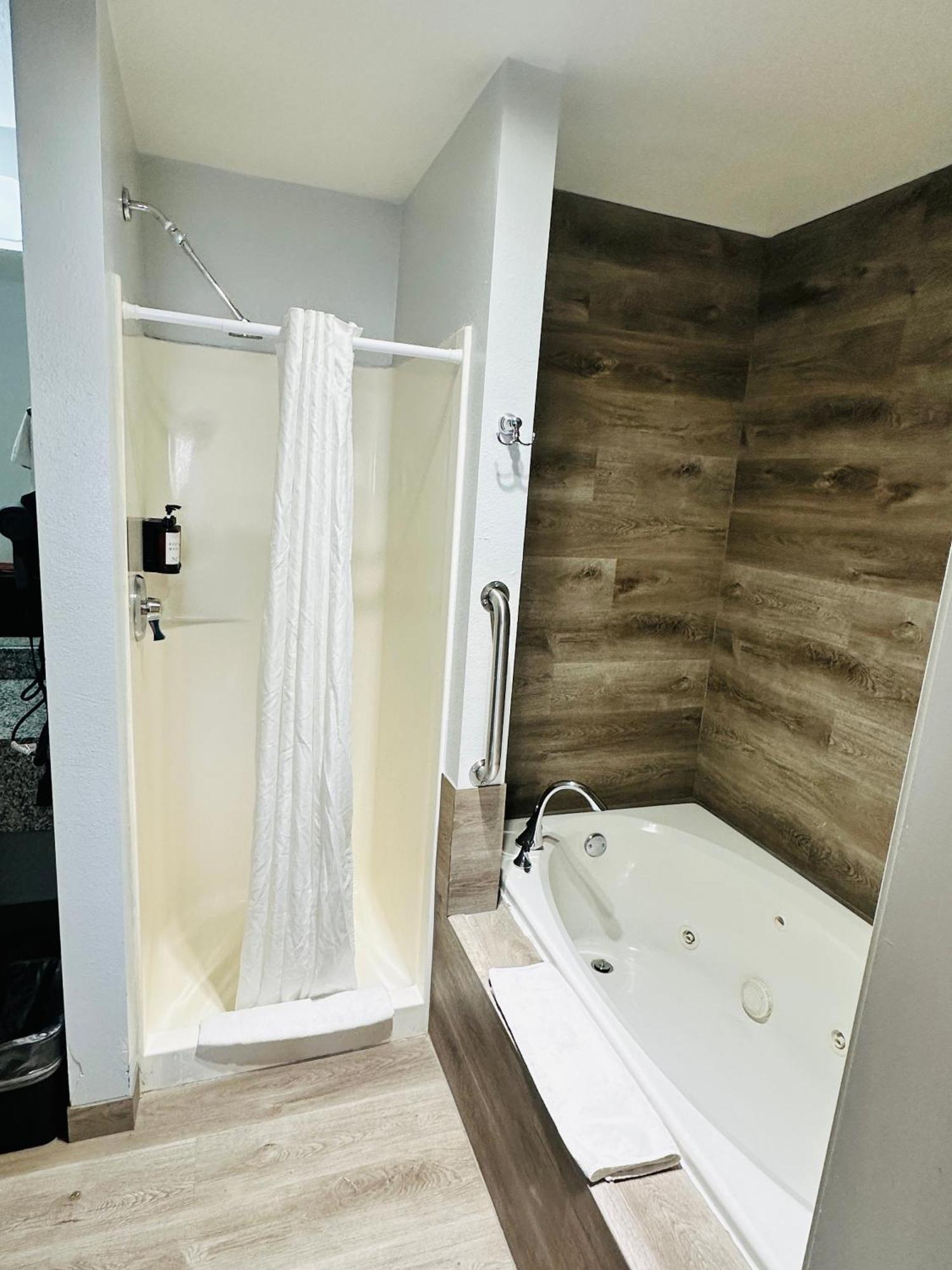 The Beaverhead Lodge Диллон Экстерьер фото